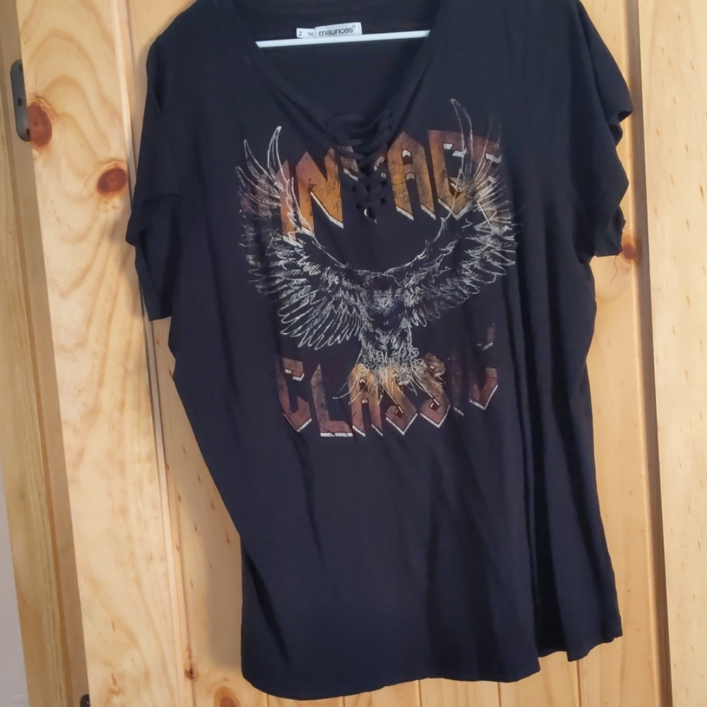 Maurice's vintage tee